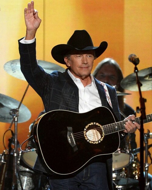Happy birthday to the King of Country Music, George Strait!
#HappyBirthday 
#georgestrait 
#theking
#countrymusic
#kingofcountrymusic